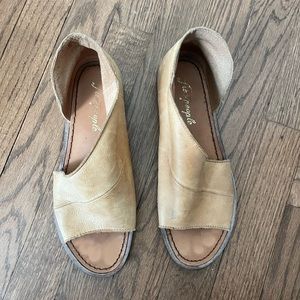 Free People leather shoes Sz 38